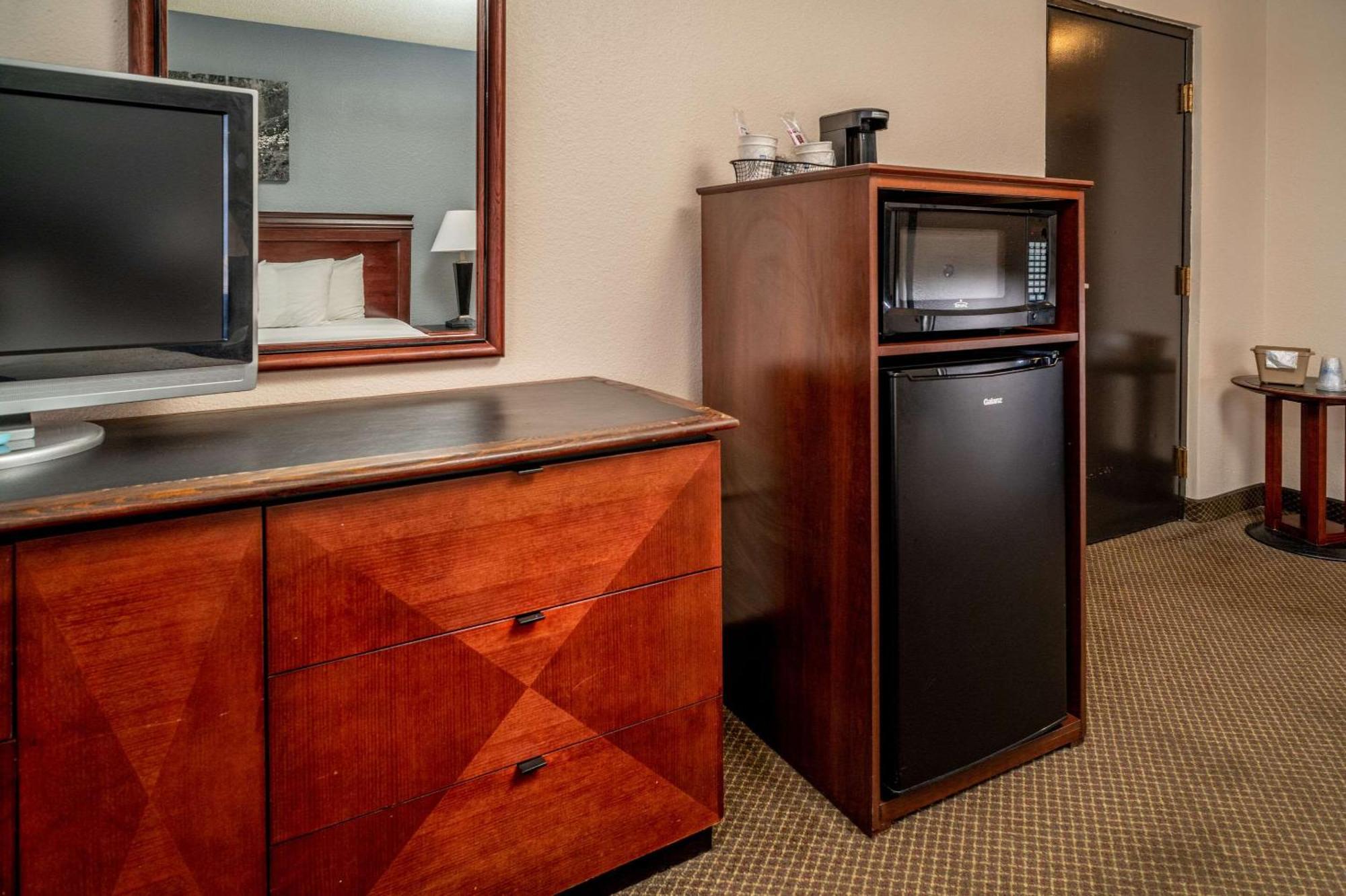 Rodeway Inn Barboursville Kültér fotó